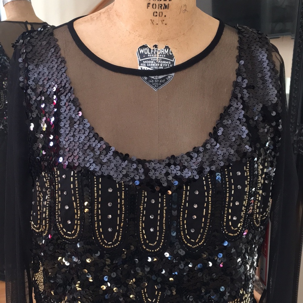 Dress - Picture 2 of 2